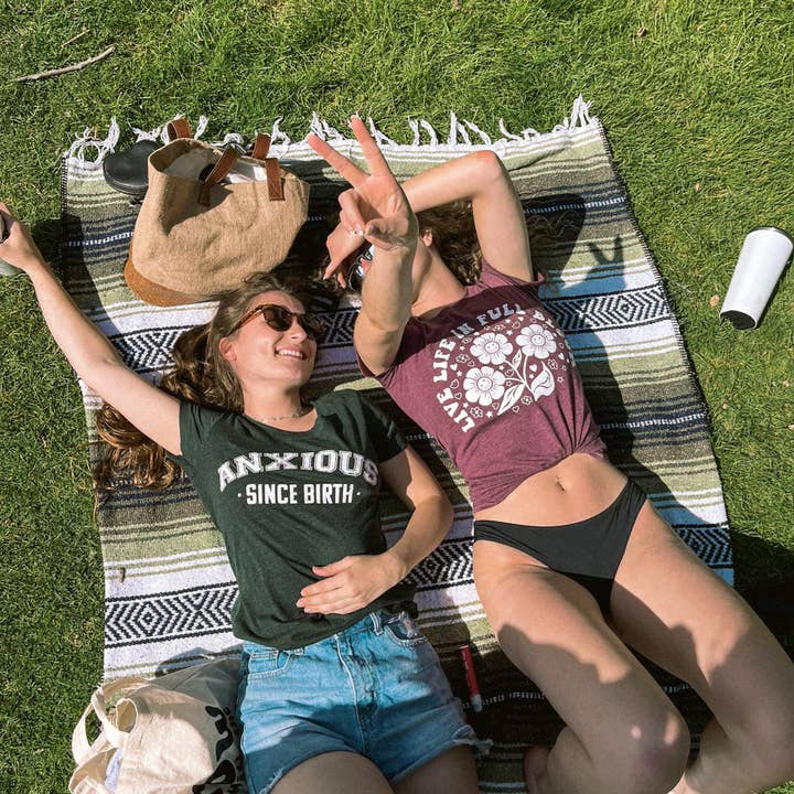 Maglietta Live Life in piena fioritura per la vendita all'ingrosso da parte di Stec Creations