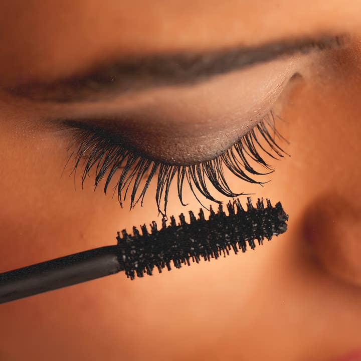 VIAI Beauty - Wholesale Mascara - COVERGIRL The Super Size Big Curl Mascara