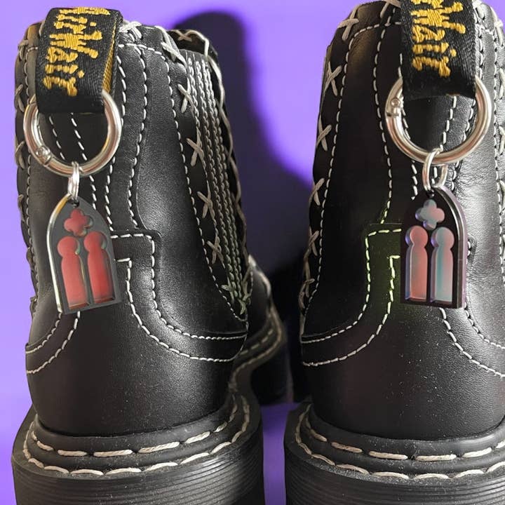 Pendente de bota acrílica para janela da catedral gótica por atacado de Cherry Moonlight Co