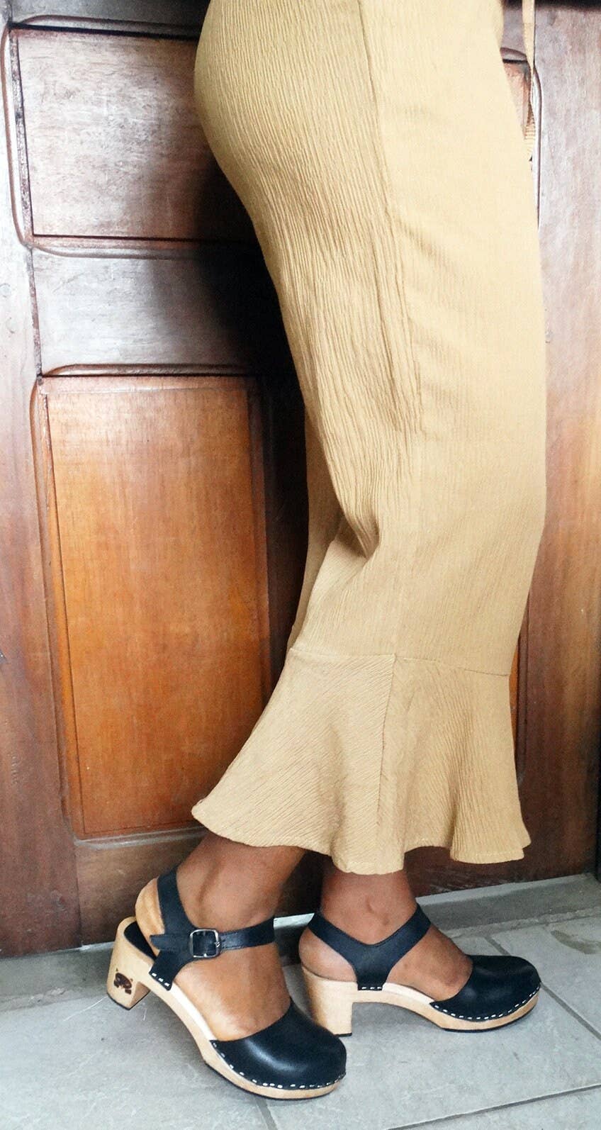 OMES - Wholesale Clogs - Women's - Kamil: Swedish Mary Jane Clogs In Genuine Leather4