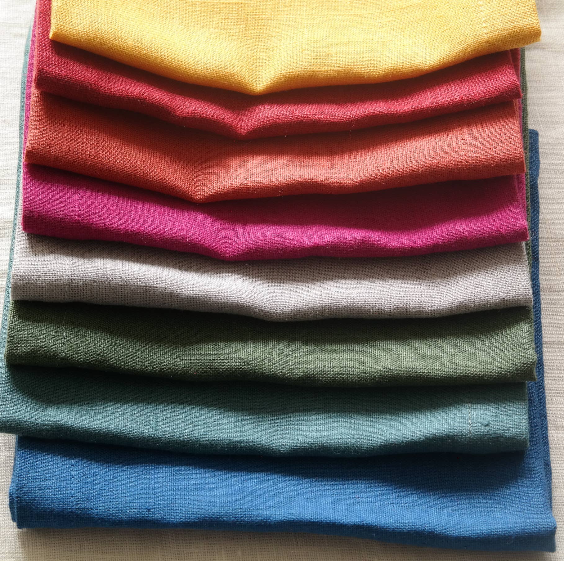 Liem Home – Guardanapo e pano de jantar por atacado – Guardanapos de linho bordados com coelho da Páscoa, Guardanapo de Jantar de Páscoa8