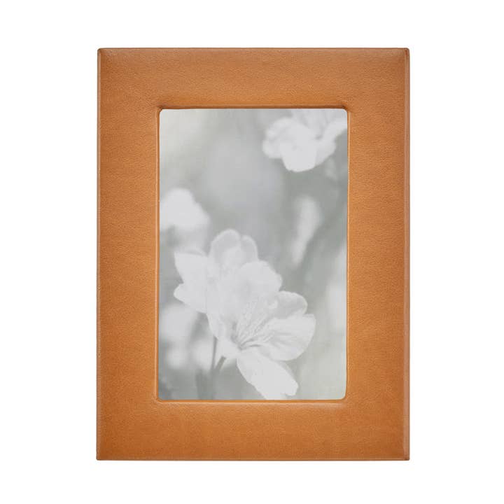 Graphic Image Inc. - Wholesale Picture Frame - 4" x 6" Studio Frame0