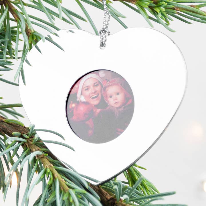 Cornice portafoto in argento con cuore decorativo per albero per la vendita all'ingrosso da parte di Treat Republic