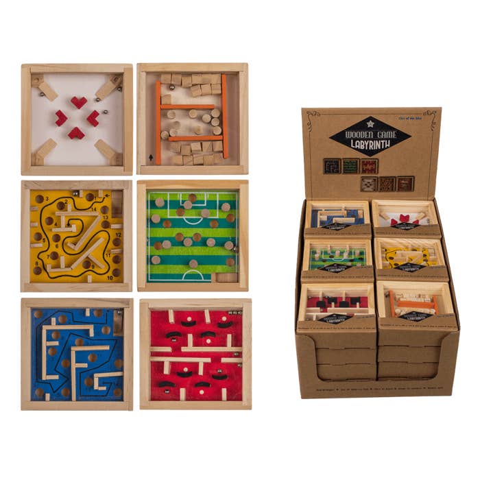 Out of the blue KG - Wholesale Board Game - Wooden game of skill, Labyrinth,