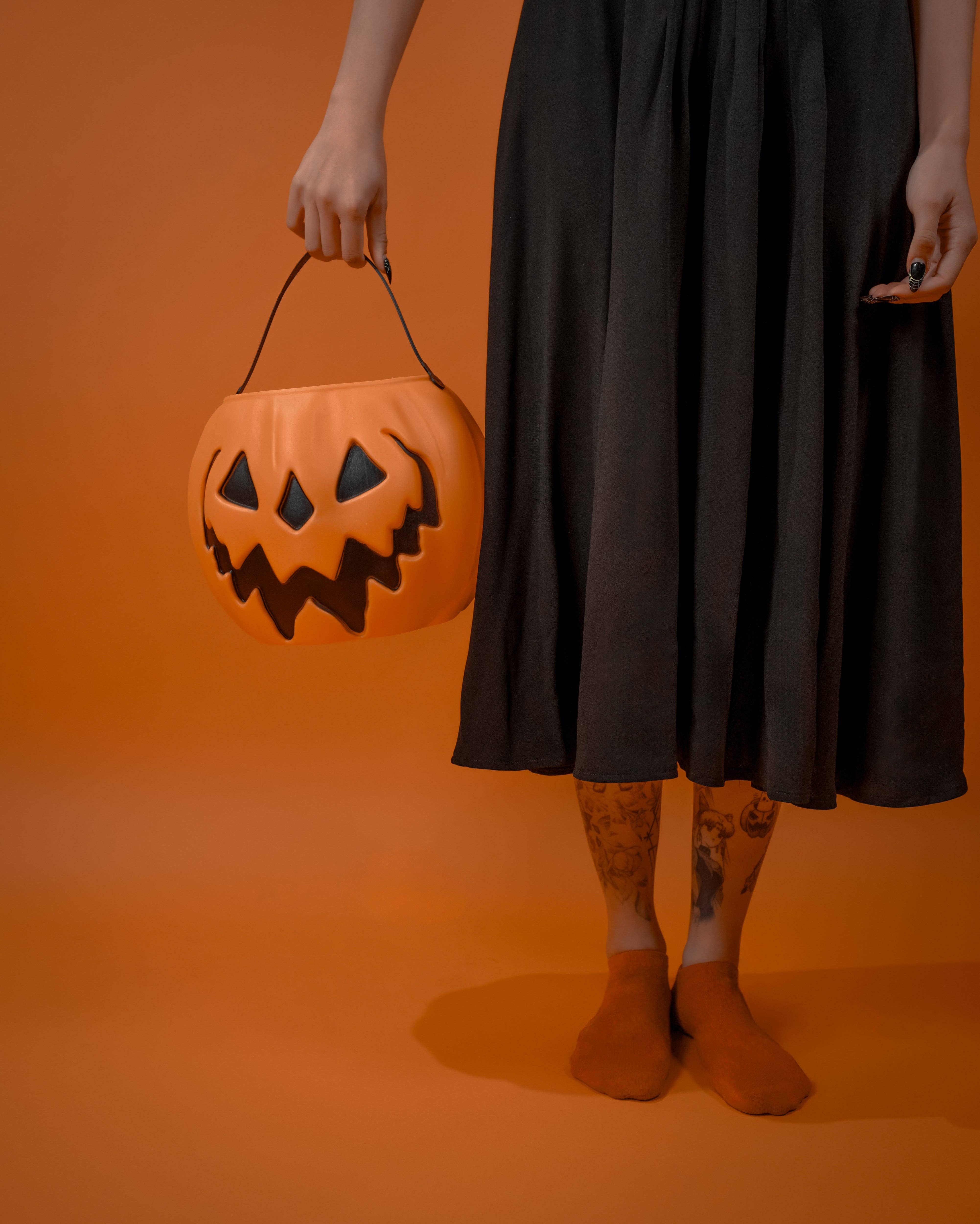 Lively Ghosts – wholesale Bucket/pail – Orange Haunted Hallows Pumpkin Pail9