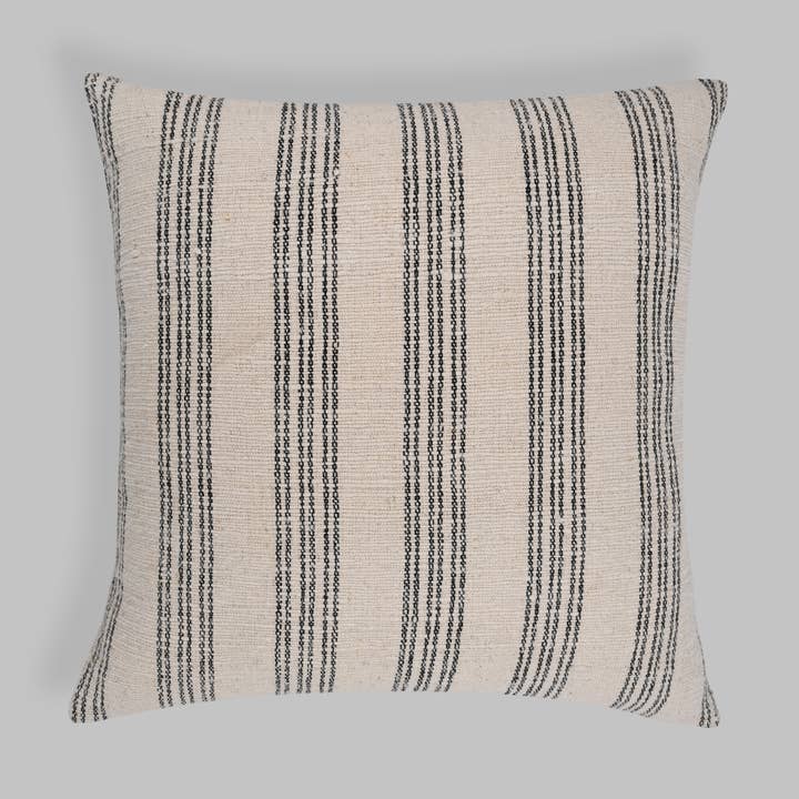 Collezione Mysa 20 pollici. Striscia quadrata in cotone intrecciato con ortica per la vendita all'ingrosso da parte di NAKI & SSAM INC.