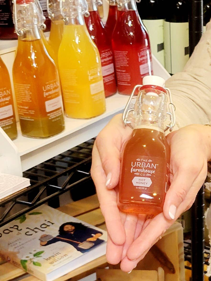 The Urban Farmhouse Co - Wholesale Honey - Colorado Hot Honey8