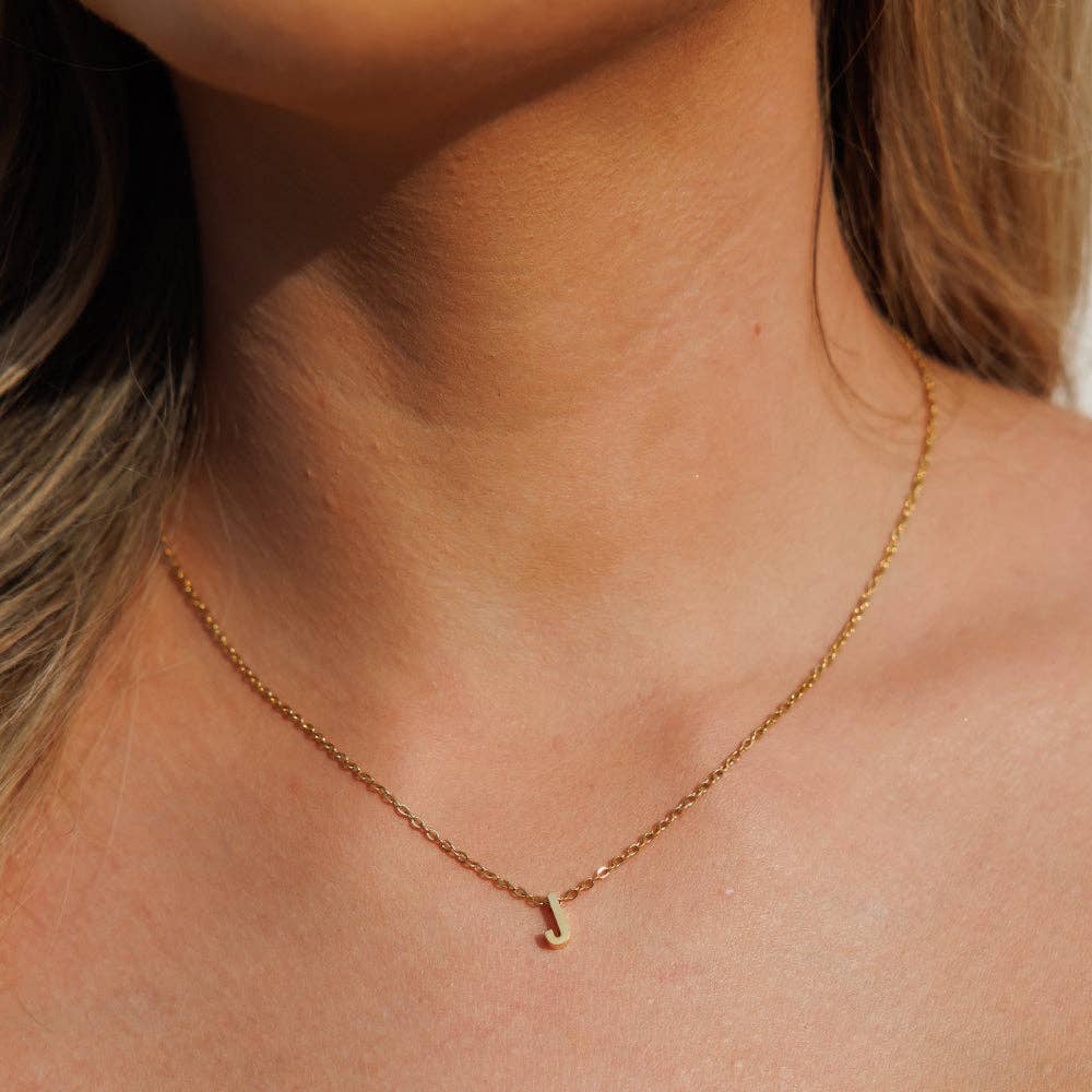 Silk oil of Morocco – Großhandel Kette mit Anhänger/Charm – Initiale Halskette | Amici by Ella10