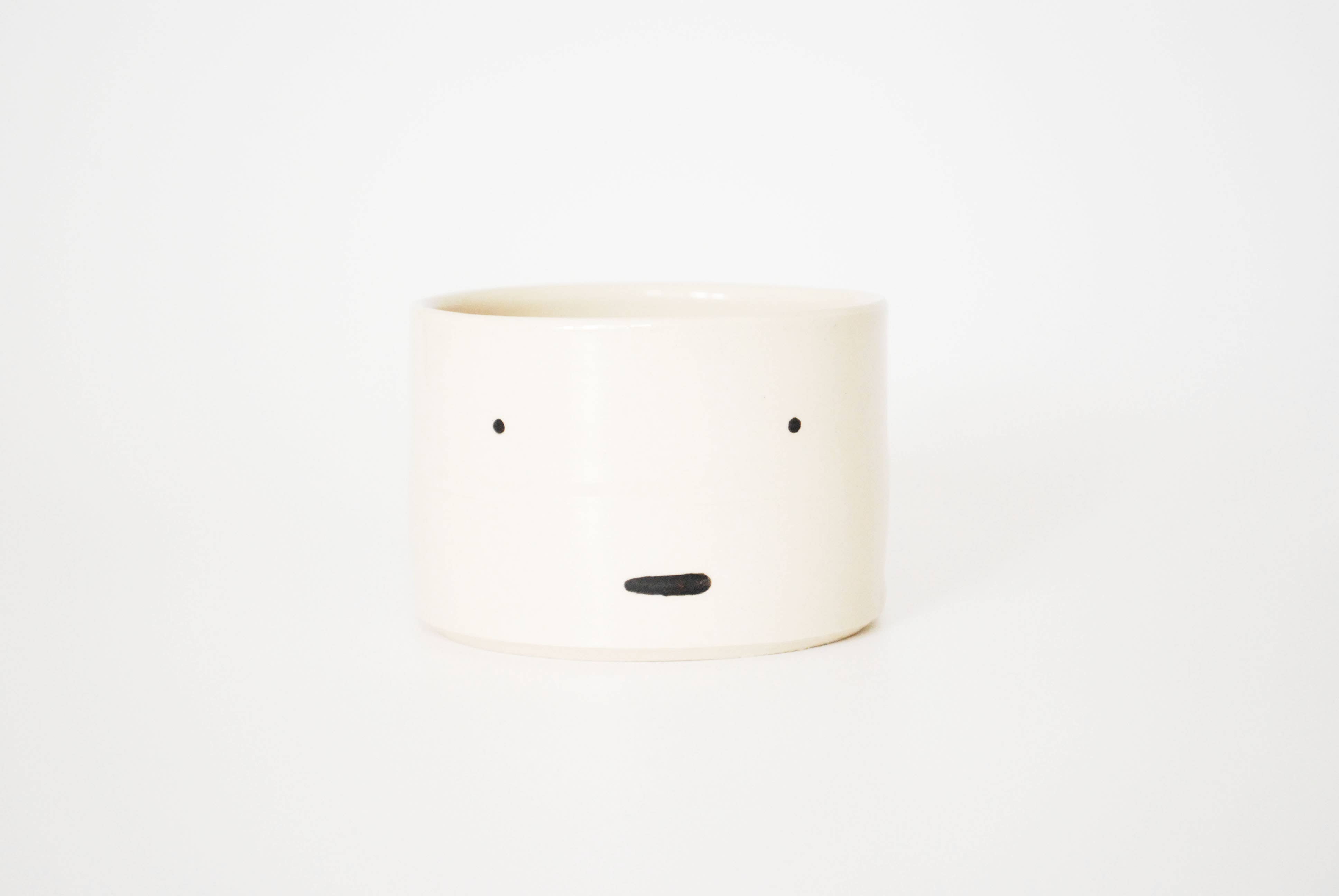 Modern Pottery Shop - Wholesale Coffee/Tea Cup - Meh Face Flat White Cup1