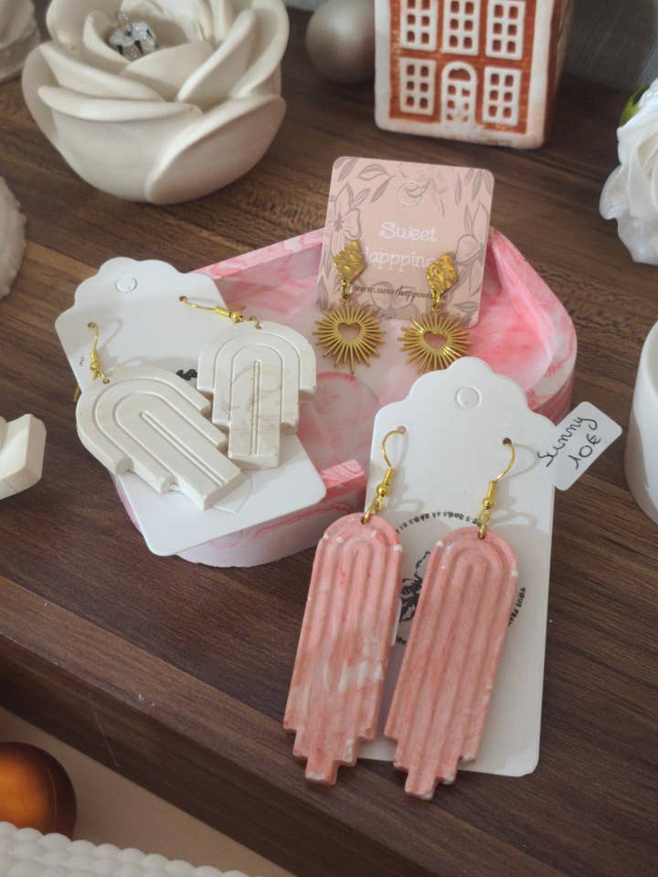 Riccioli per la vendita all'ingrosso da parte di Sweet Happiness