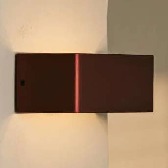 Tavellio – wholesale Accent/desk lamp – Tessa Bronze Rechargeable Wall Lamp | Motion sensor, 20 Light Modes Remote Control0