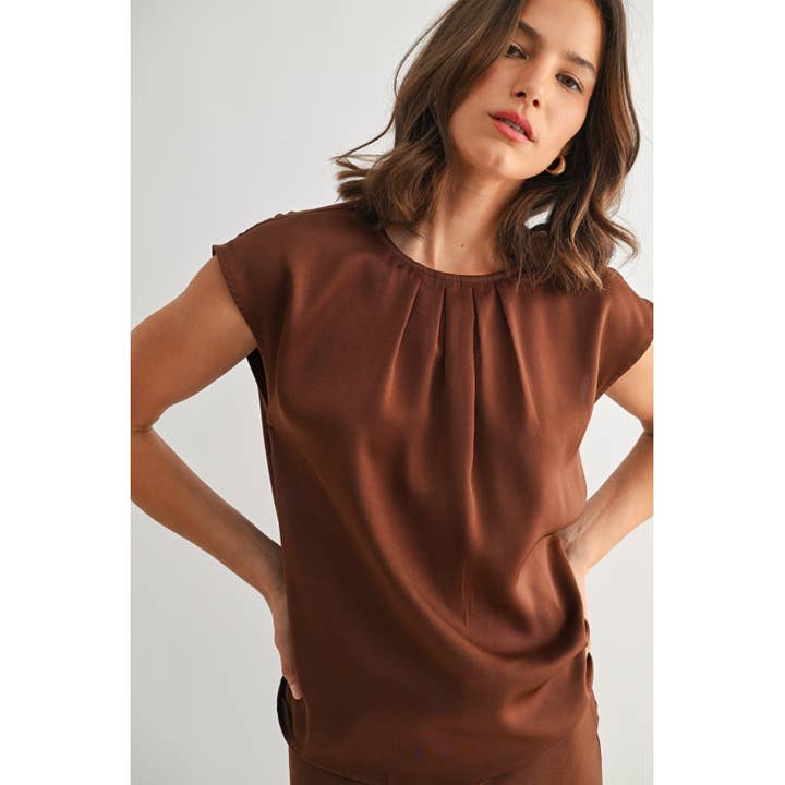 SATINBLUS MED PLISSÉDETALJ för wholesale av FUN2FUN