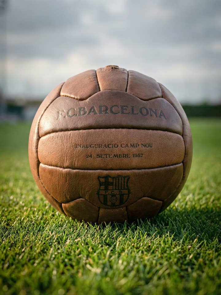 Balon Storico FC Barcellona per la vendita all'ingrosso da parte di ANMA SPORT Productos Licenciados FC BARCELONA