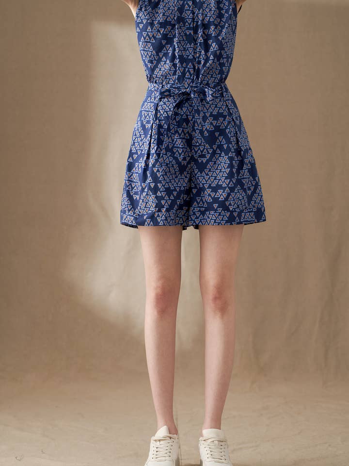 Amitaf Triangle Belt on Shorts for wholesale by RWBE