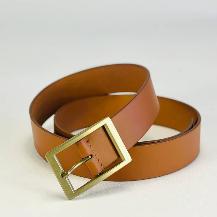 Manchester Rectangular Brown
Belt for wholesale by Le Papillon