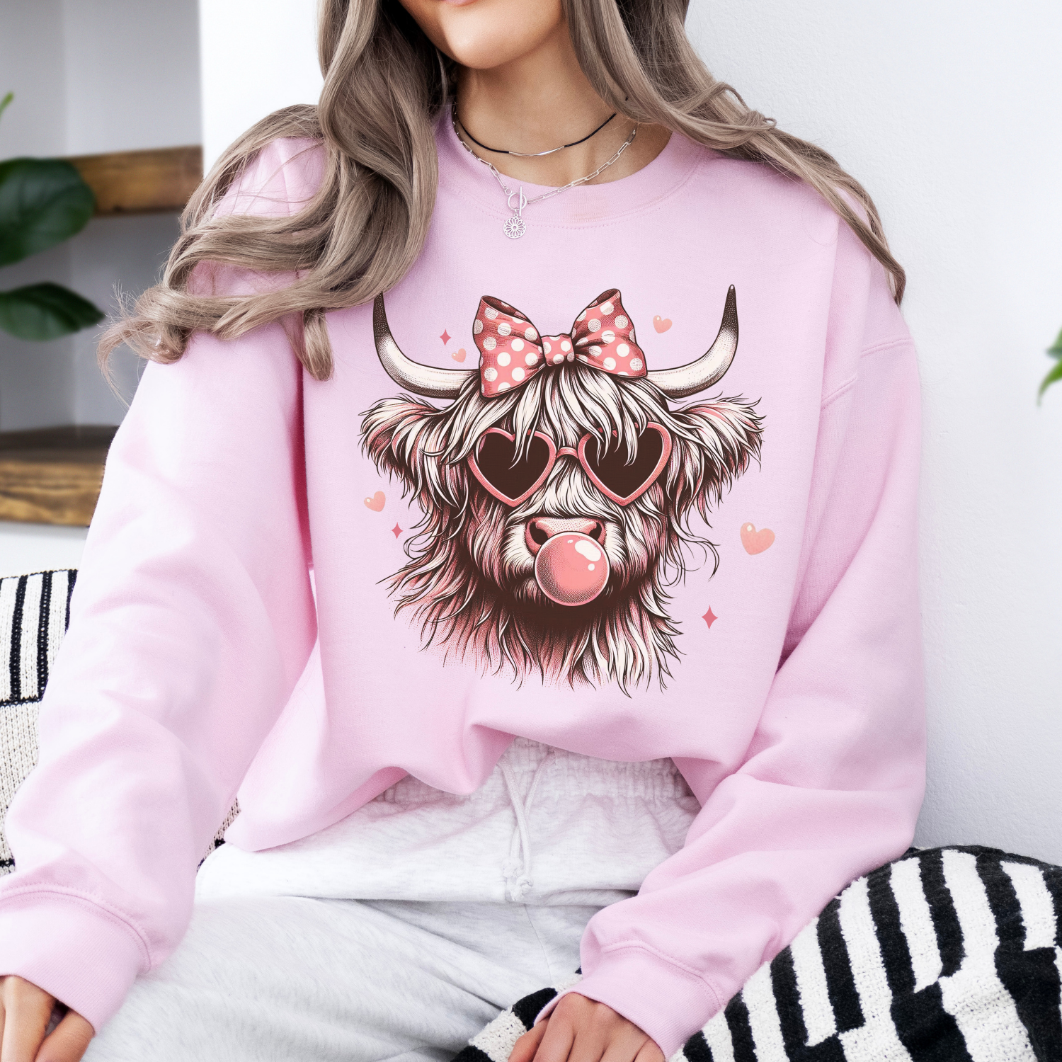ATTA TOOD Wholesale - Wholesale Graphic Sweatshirt - Women's - Highland cow Valentine women's graphic sweatshirt, Pink bow 1