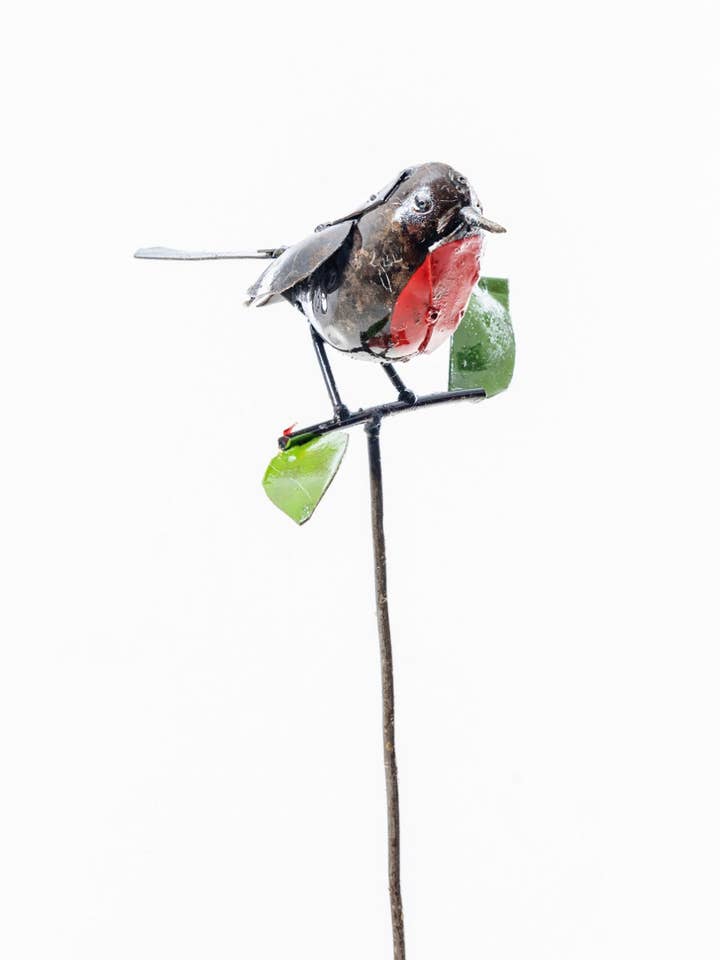 Zimba-Arts metalen middelgrote roodborst op stok met bladeren voor wholesale door Zimba-Arts