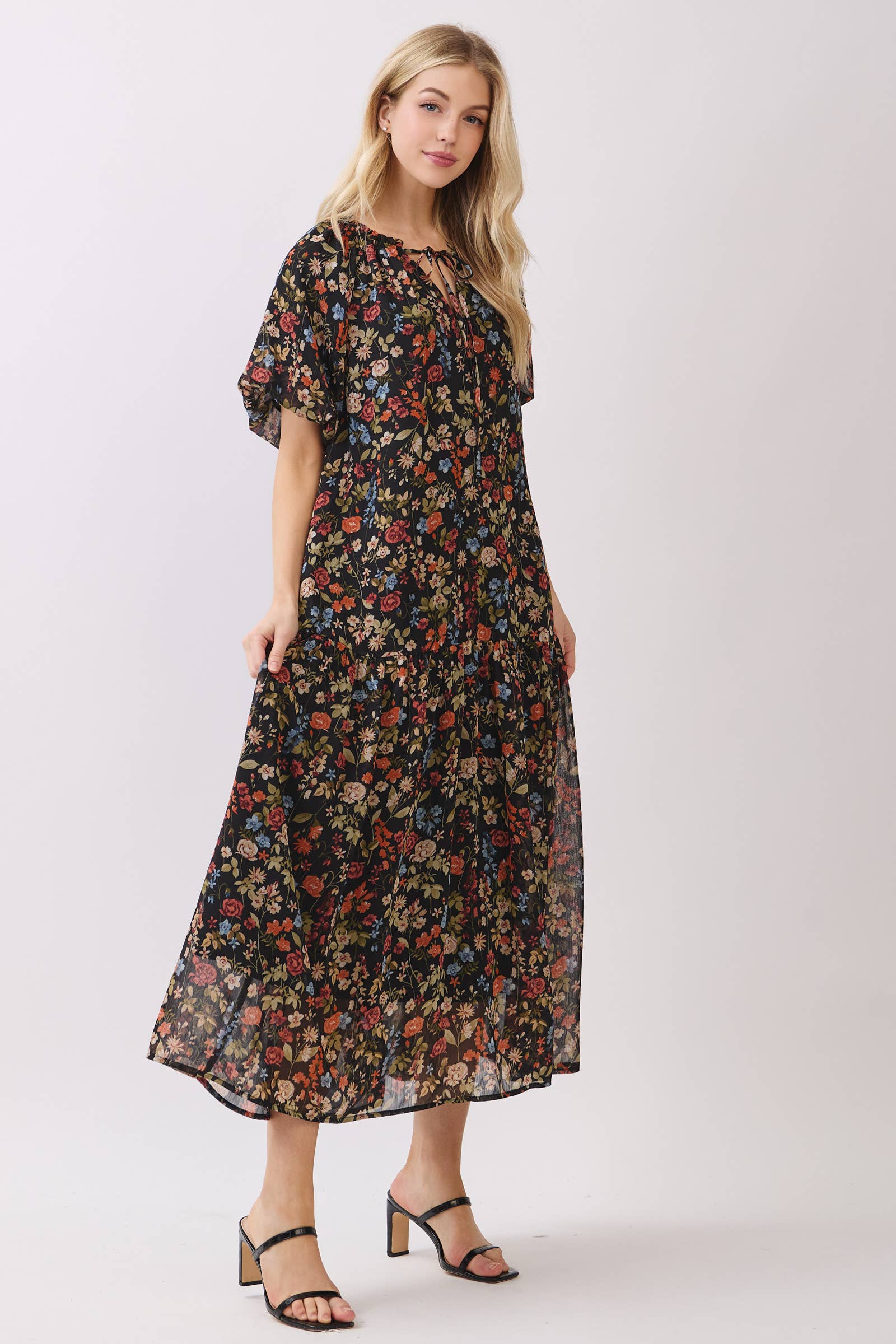 Calista - Wholesale Dress - Women's - BALLOON SLEEVE TIERED MIDI DRESS - VJD4290612