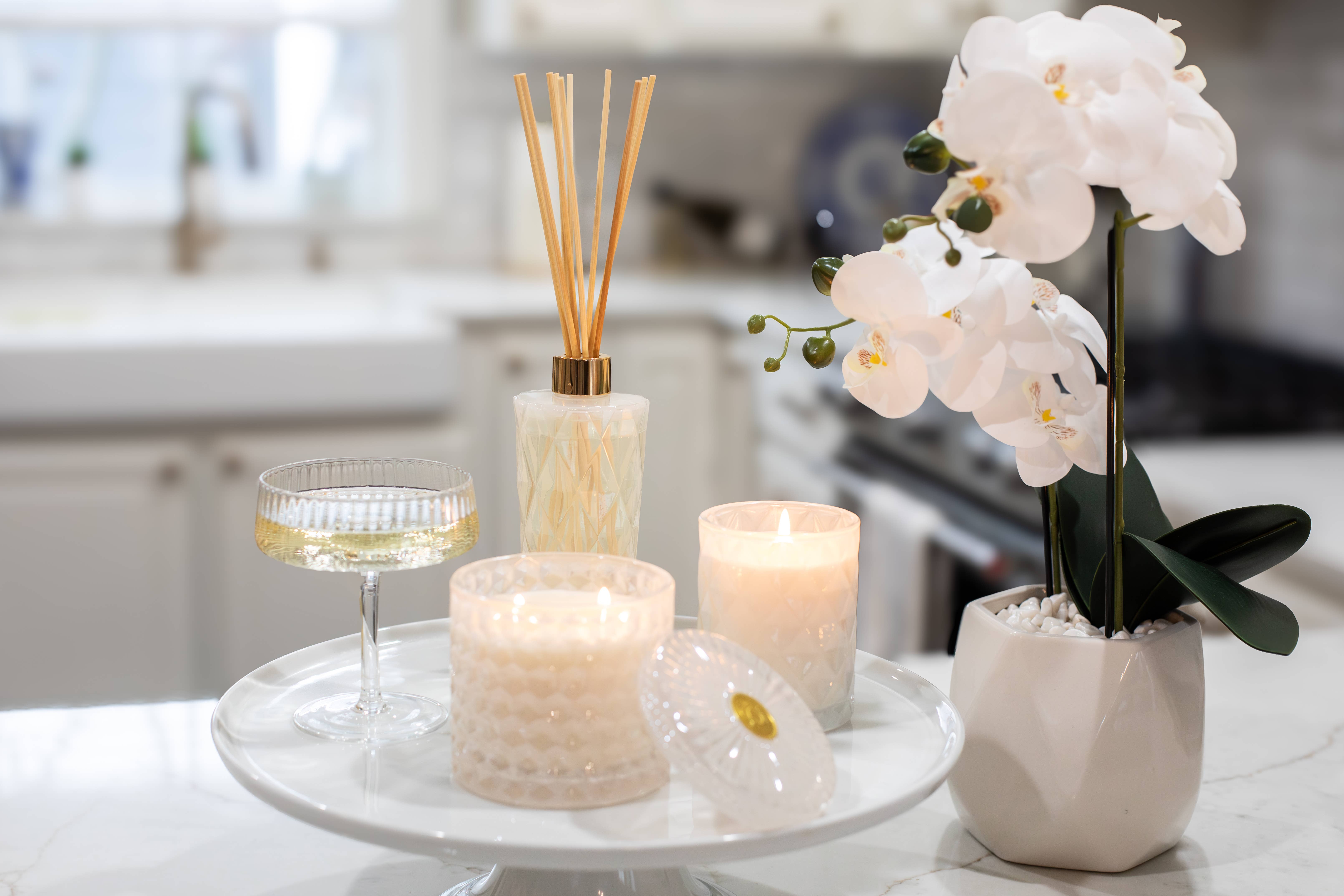 The SOi Company - Wholesale Reed Diffuser - Prosecco Shimmer 7oz Reed Diffuser  3