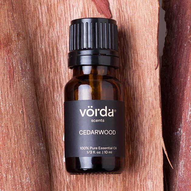 Vorda – wholesale Eterisk olja – Eterisk olja Single - Cederträ0