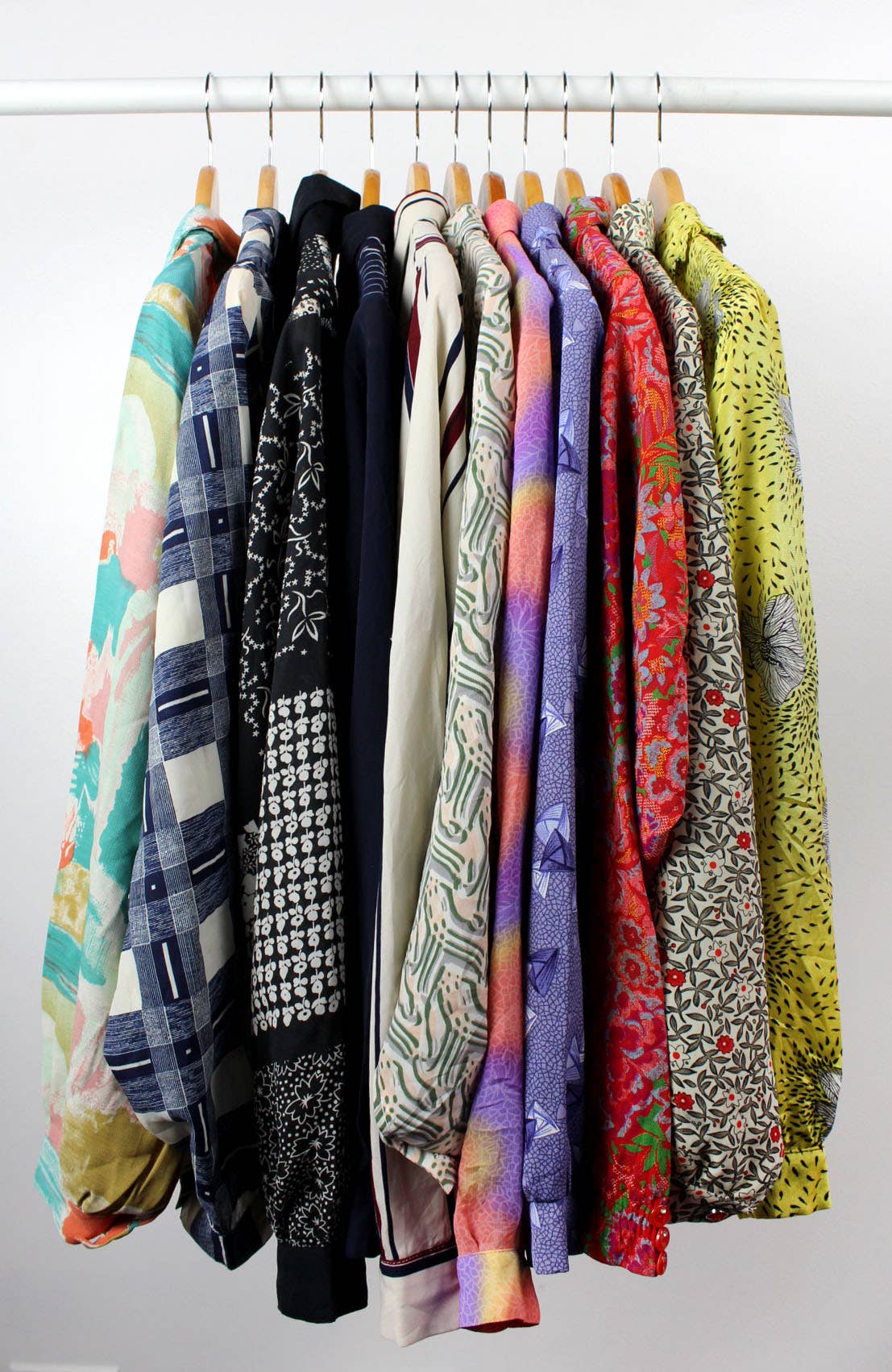 Sun's Out! - Wholesale Blouse - Women's - Reworked Vintage Long-Sleeve Button Up Blouse - Cinched3