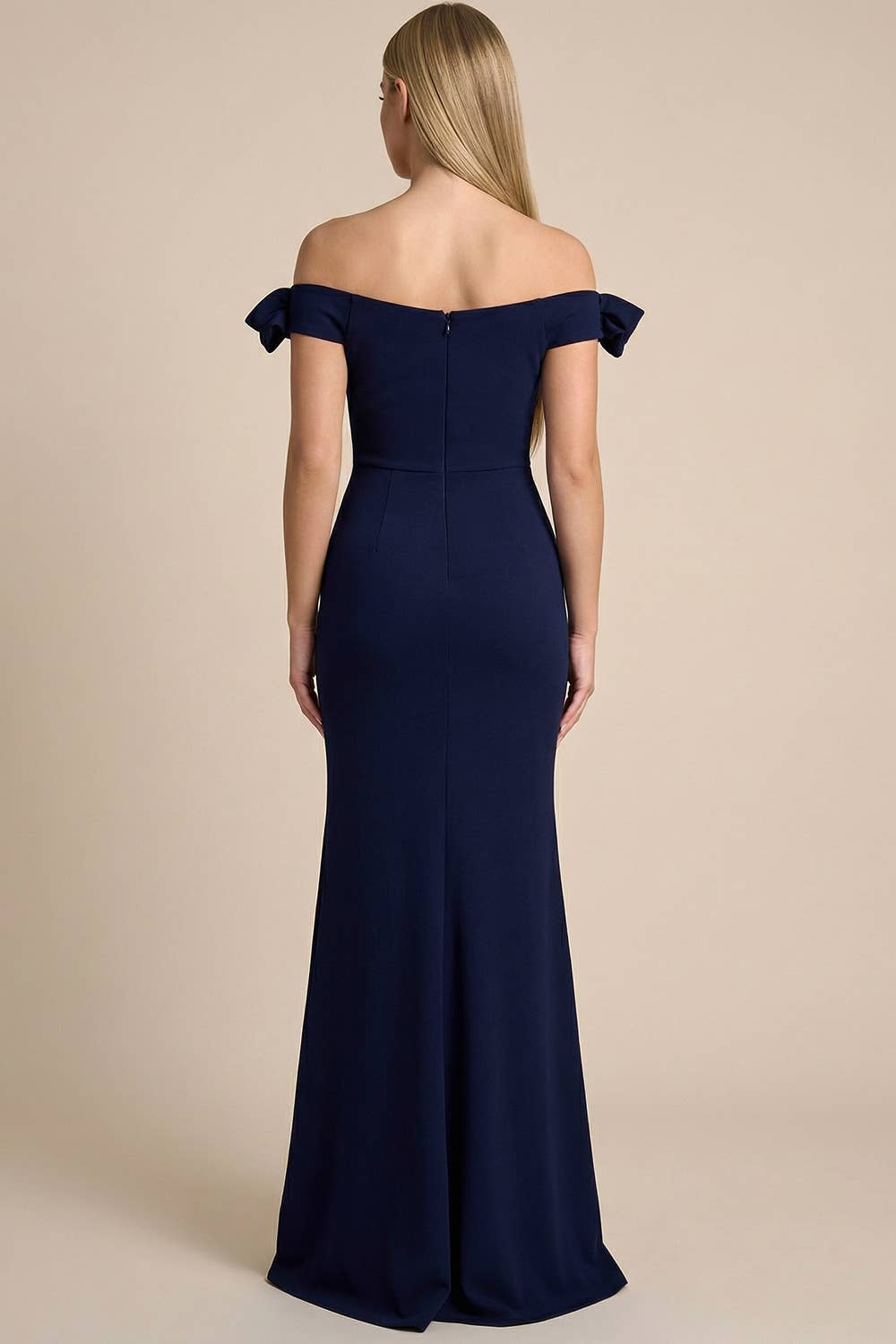 Flåde Off-shoulder blomster maxikjole med rynker for engroshandel på Faire1