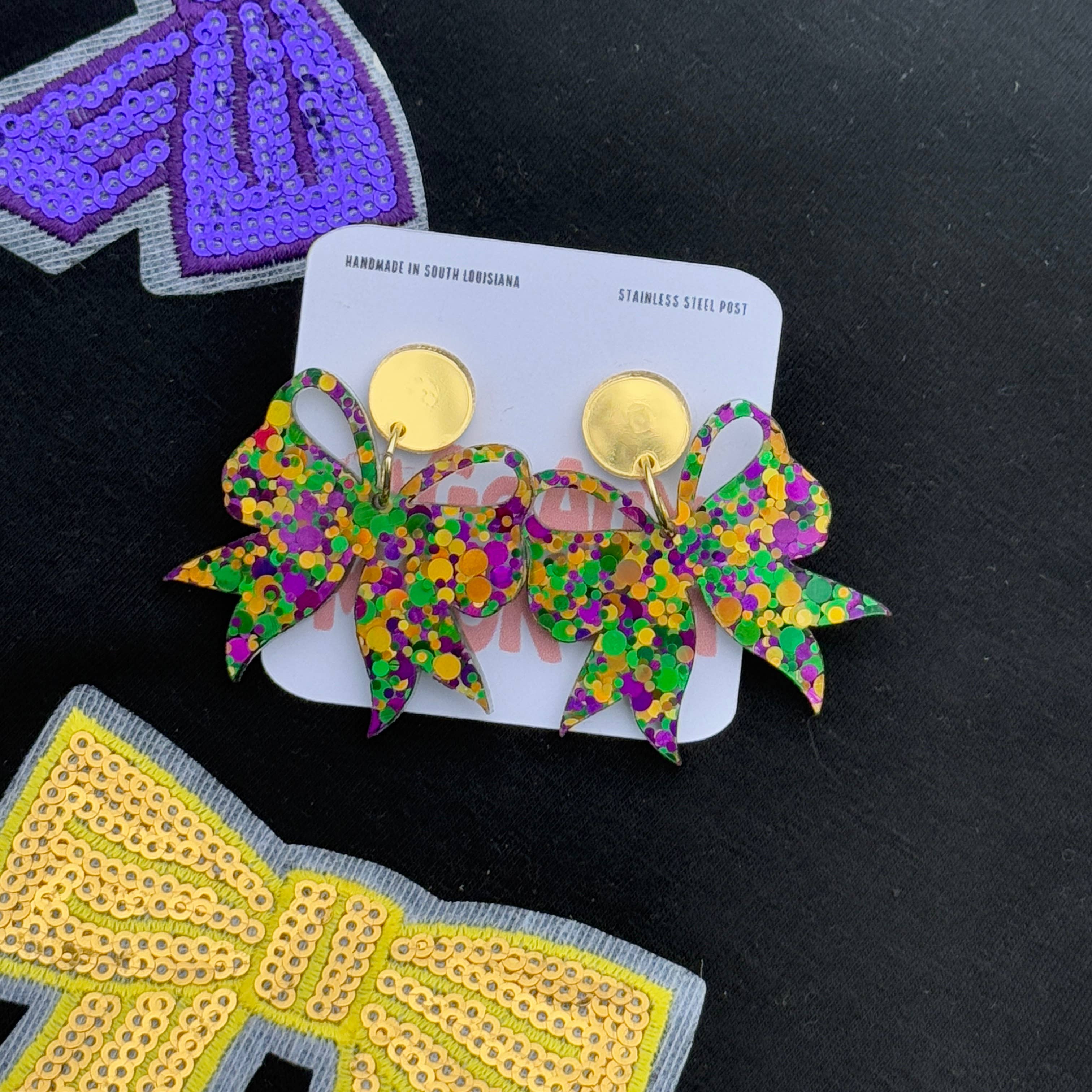 Geaux Magnolia - Venta al por mayor Pendientes colgantes - Pendientes Colgantes con Lazo Coqueta de Mardi Gras1