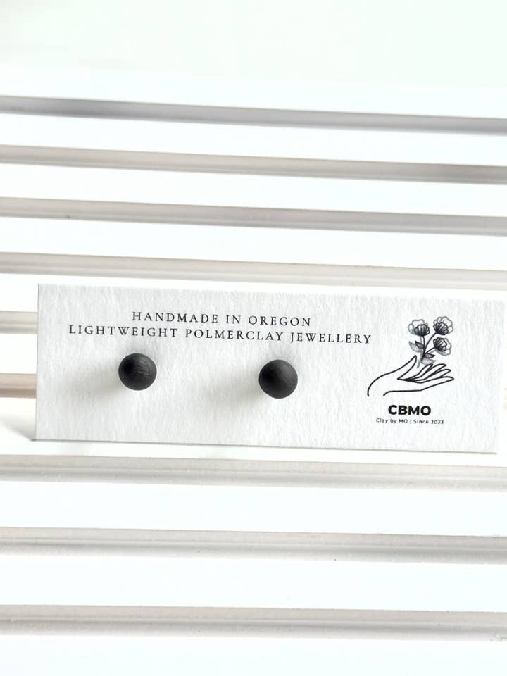 Borchie in argilla-4mm per la vendita all'ingrosso da parte di ClaybyMO