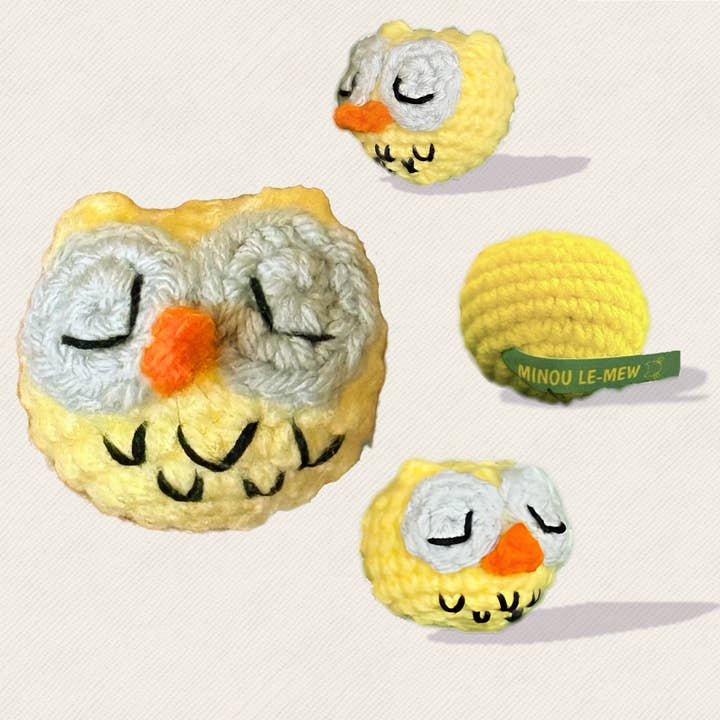 Yolk the owl | weighted cat toy for wholesale by Feline Grove