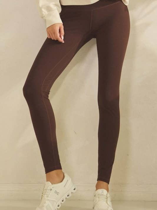 Buttery bløde aktive leggings for engroshandel hos Yelete