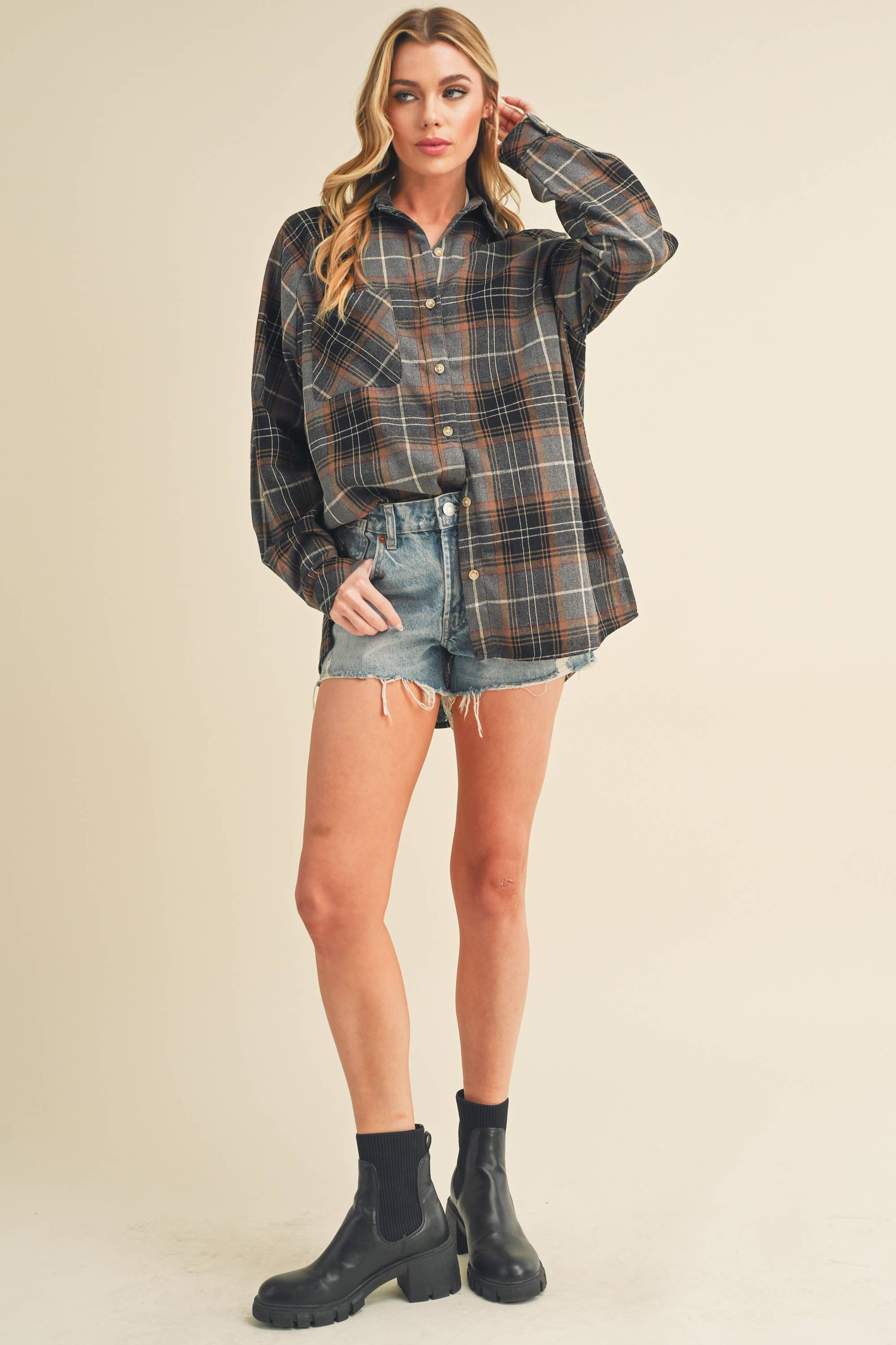 AEMI + CO - Wholesale Button Down Shirt - Women's - 8324DN Katie Flannel Shirt 612