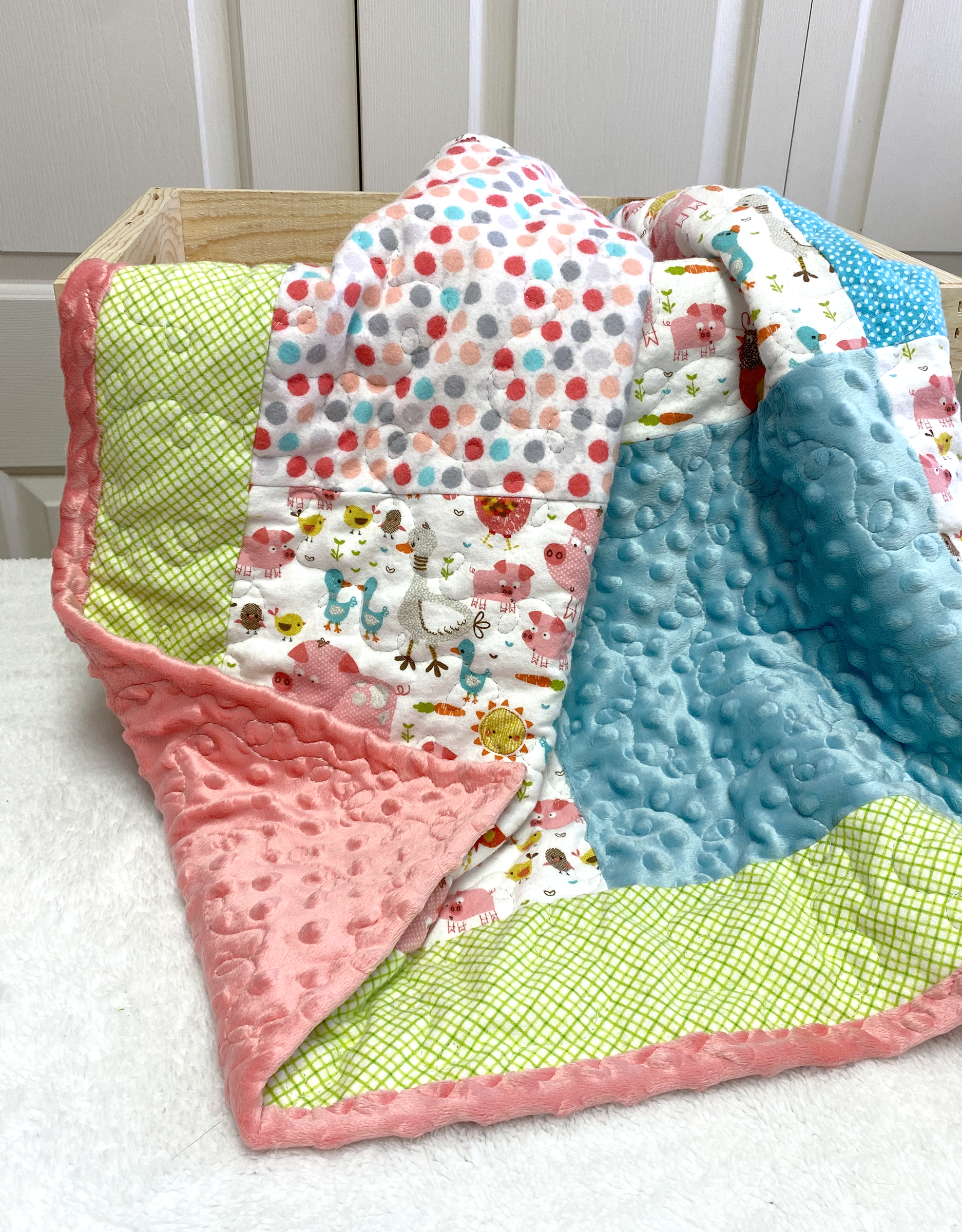 Wetona’s Handmade - Wholesale Quilt - Kids & Baby - Farm Animal Baby Quilt1