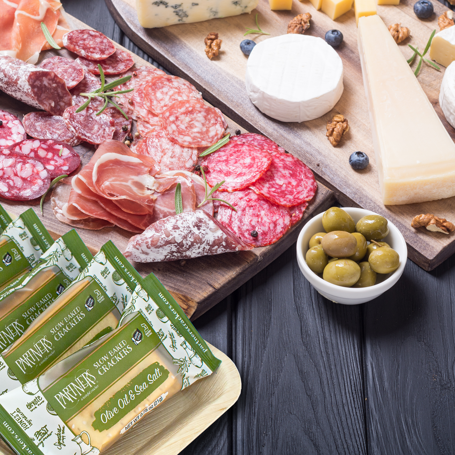 Partners Crackers - Wholesale Crackers - Snack Packs : Hors d'Oeuvre Crackers : Olive Oil & Sea Salt - 4 Cracker Pack, 45 Packs Per Case1