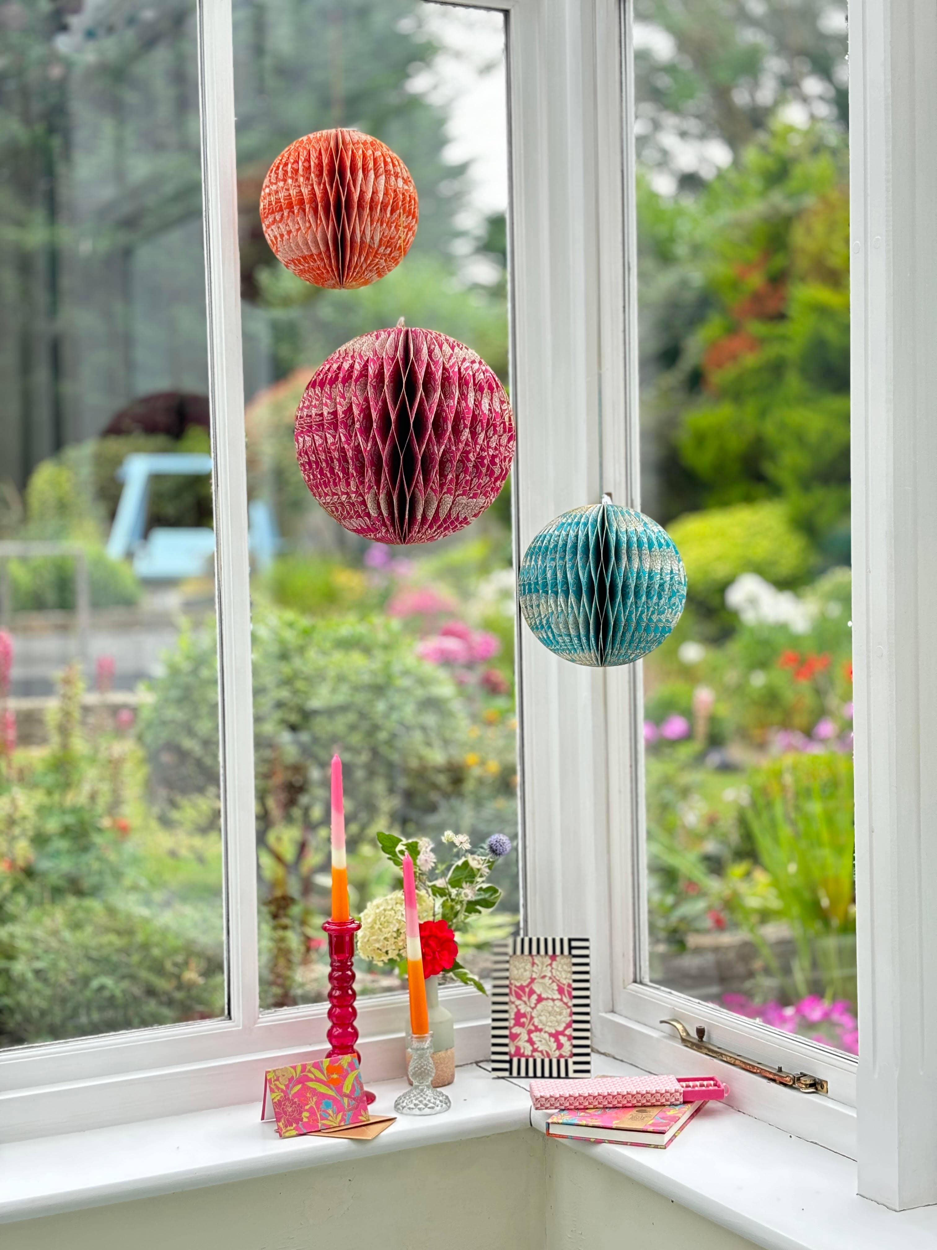 Globe Enterprise - Wholesale Ornament Set - Sustainable & Handmade Honeycomb Paper Decorations Magenta  3