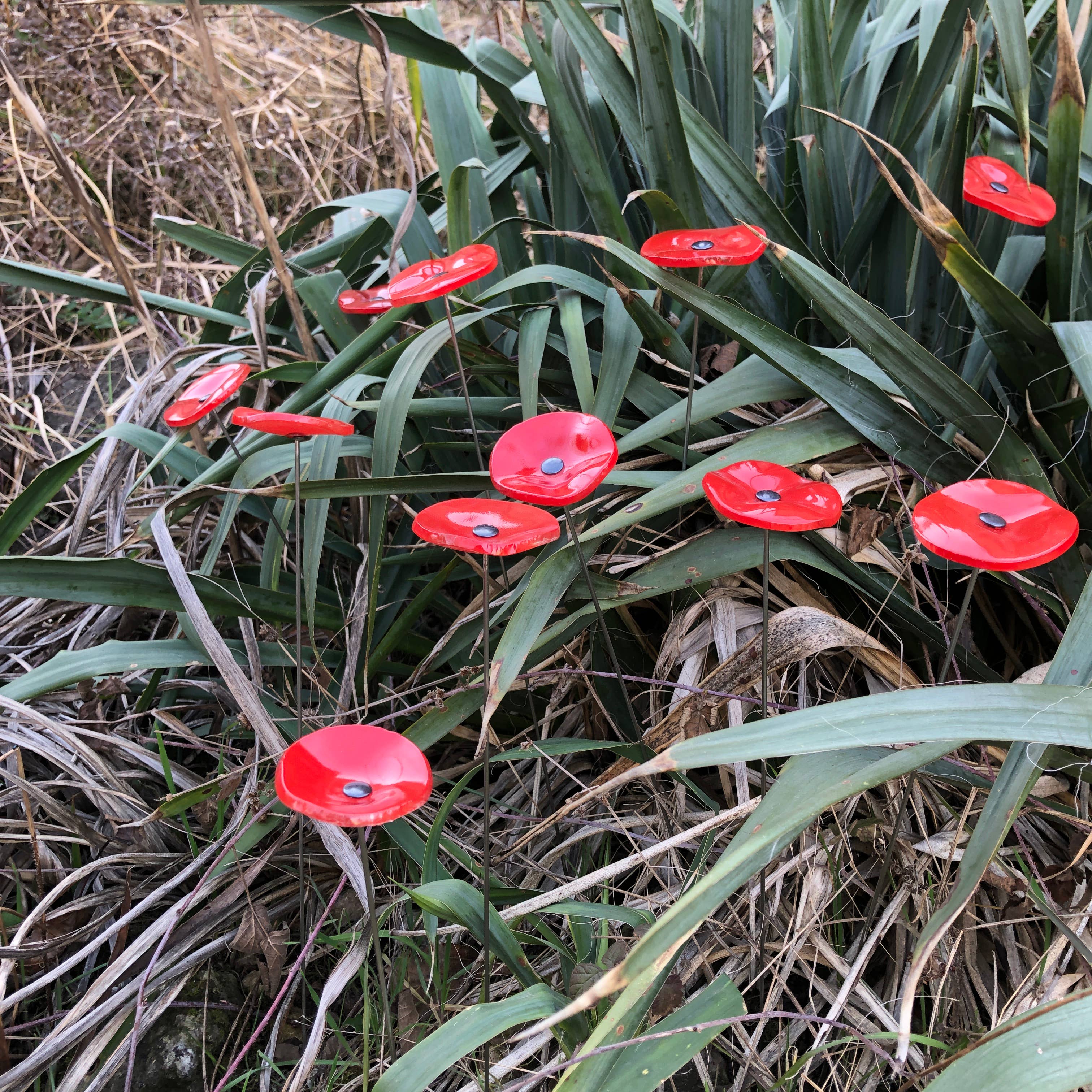 CARNEOL GLASS - Wholesale Garden/Lawn Stake - Small Glass Flower For Outside In Red26