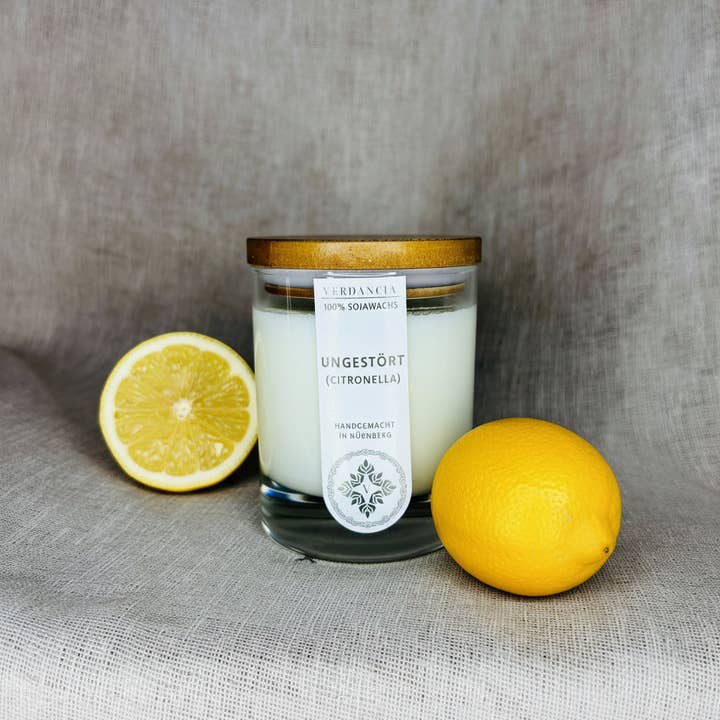 Sojaljus - "Ostörd" (Citronella) för wholesale av Verdancia