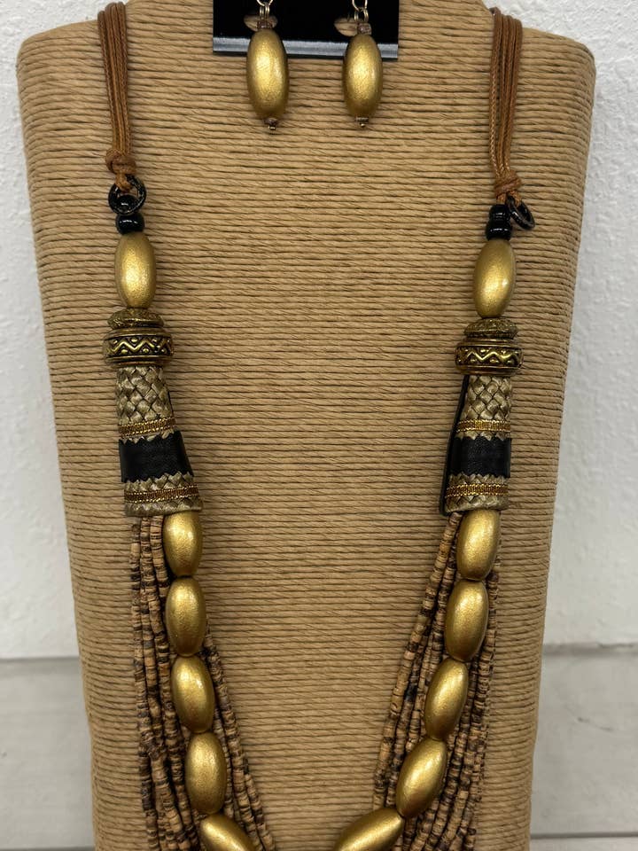 4 BRINS CORDON EN CIRE MARRON AJUSTABLE AVEC PERLES EN BOIS DORÉES ET pour la vente par International Duru's