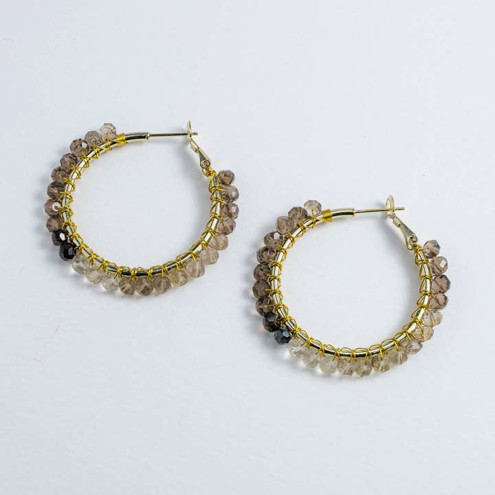 Boucles d'oreilles Laurel of Faith pour la vente par NightLight Collection