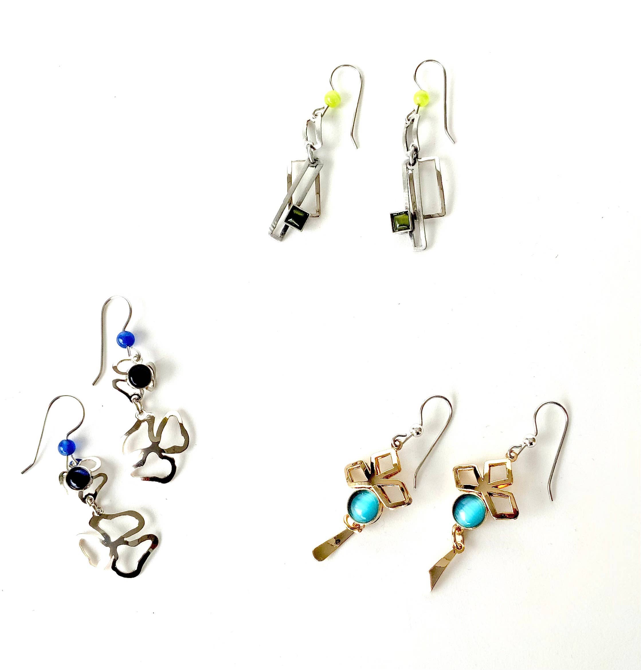 Christophe Poly / Crono Design - Wholesale Dangle Earrings - EARRINGS (Y) - Wire Hook Earrings
33