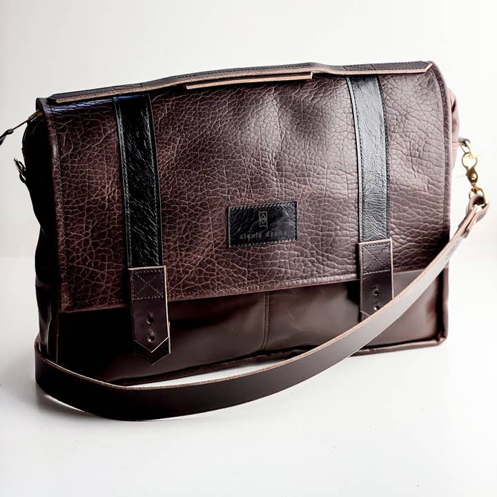 Men’s Collection | Tyler Brief Messenger Bag | Rocky for wholesale by Alexis Drake
