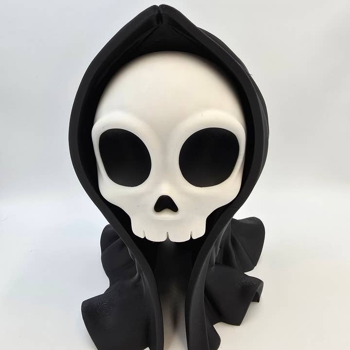 Soporte para auriculares Cabeza de la Parca para venta al por mayor de Sumptuous Scull Styles LLC