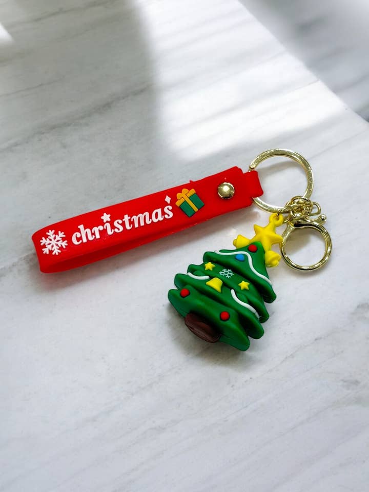Bag charm and Christmas tree keychain PC3 for wholesale by BYREN | ÉLINE L'ATELIER