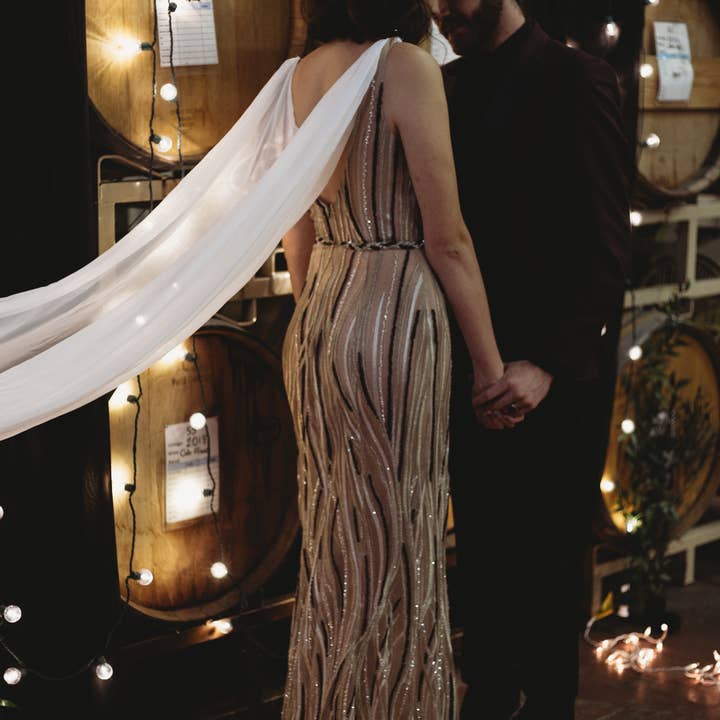 Over the Moon Bridal – wholesale Slöja - Dam – Mjuk Engelska Net Tyll Brud Cape Slöja