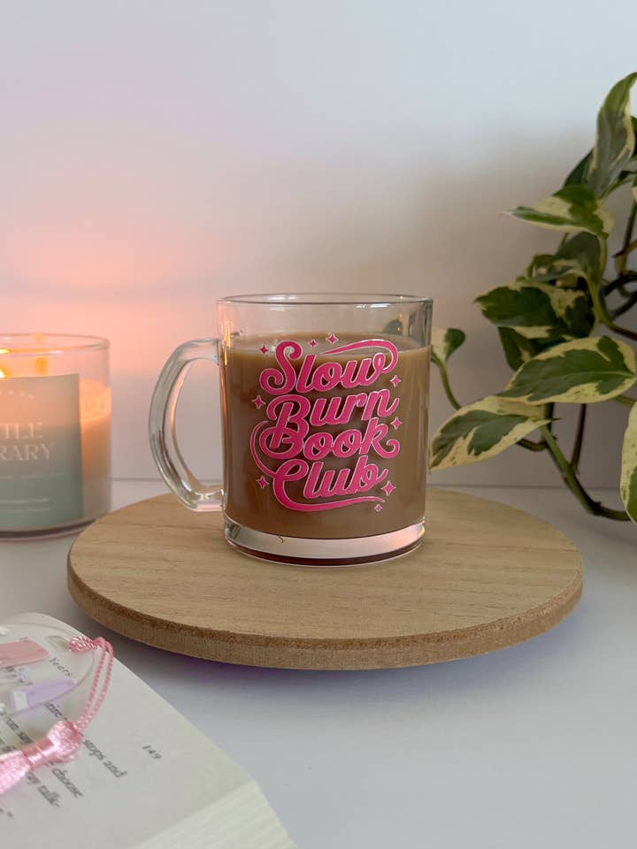 Långsam Bränn Bokklubb Bokälskande Glas Mugg – Estetisk Klar Mugg för Kaffe & Bokälskare för wholesale av Birdie & Co.