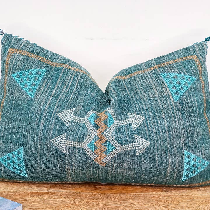 Urban Adorn - Wholesale Throw Pillow Cover - Emerald Green Cactus Silk Inspired Linen Cushion Cover