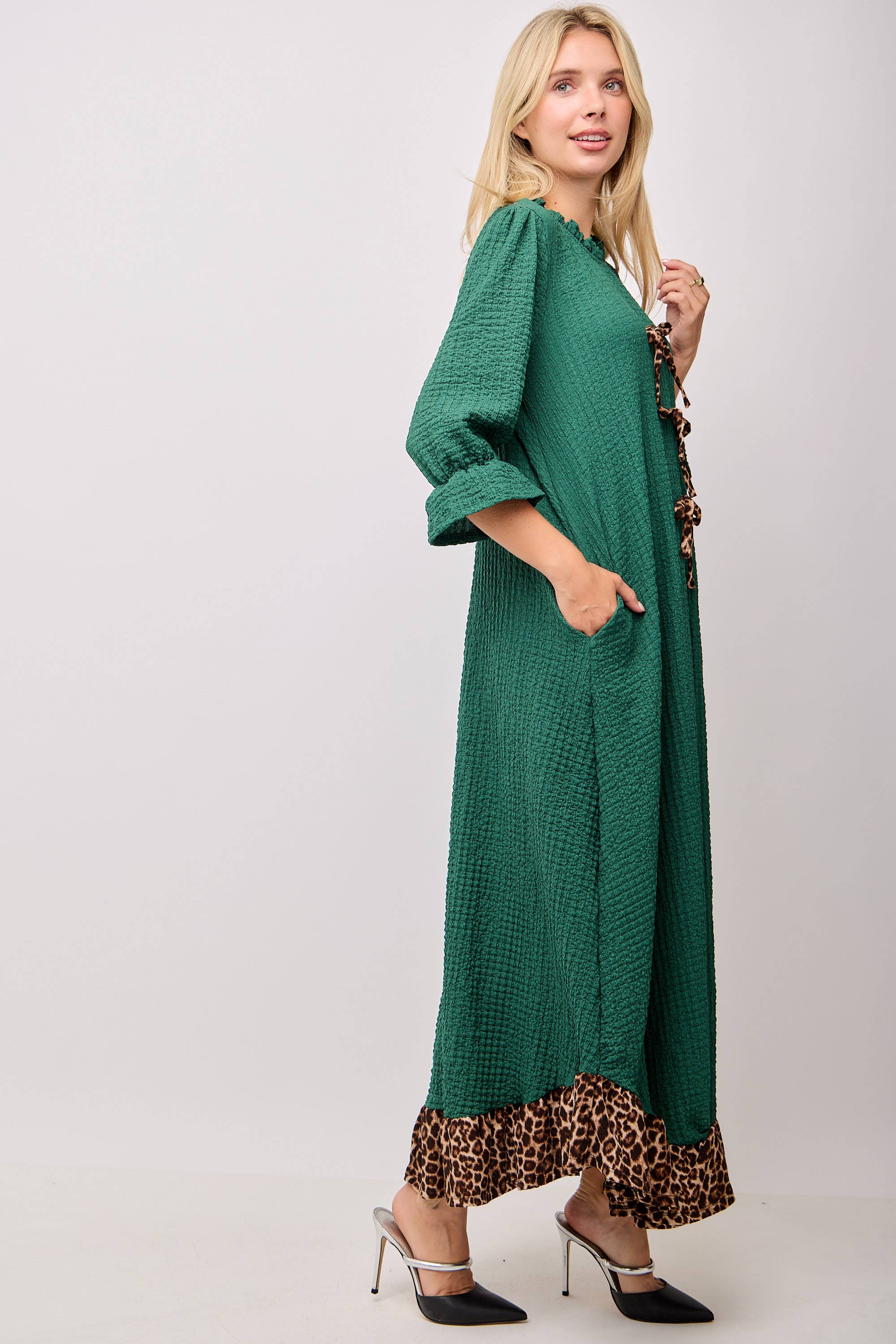 Celeste Clothing - Wholesale Dress - Women's - WOMEN'S PLUS SIZE  MAXI DRESS -LEOPARD CONTRAST AND BOWS 6