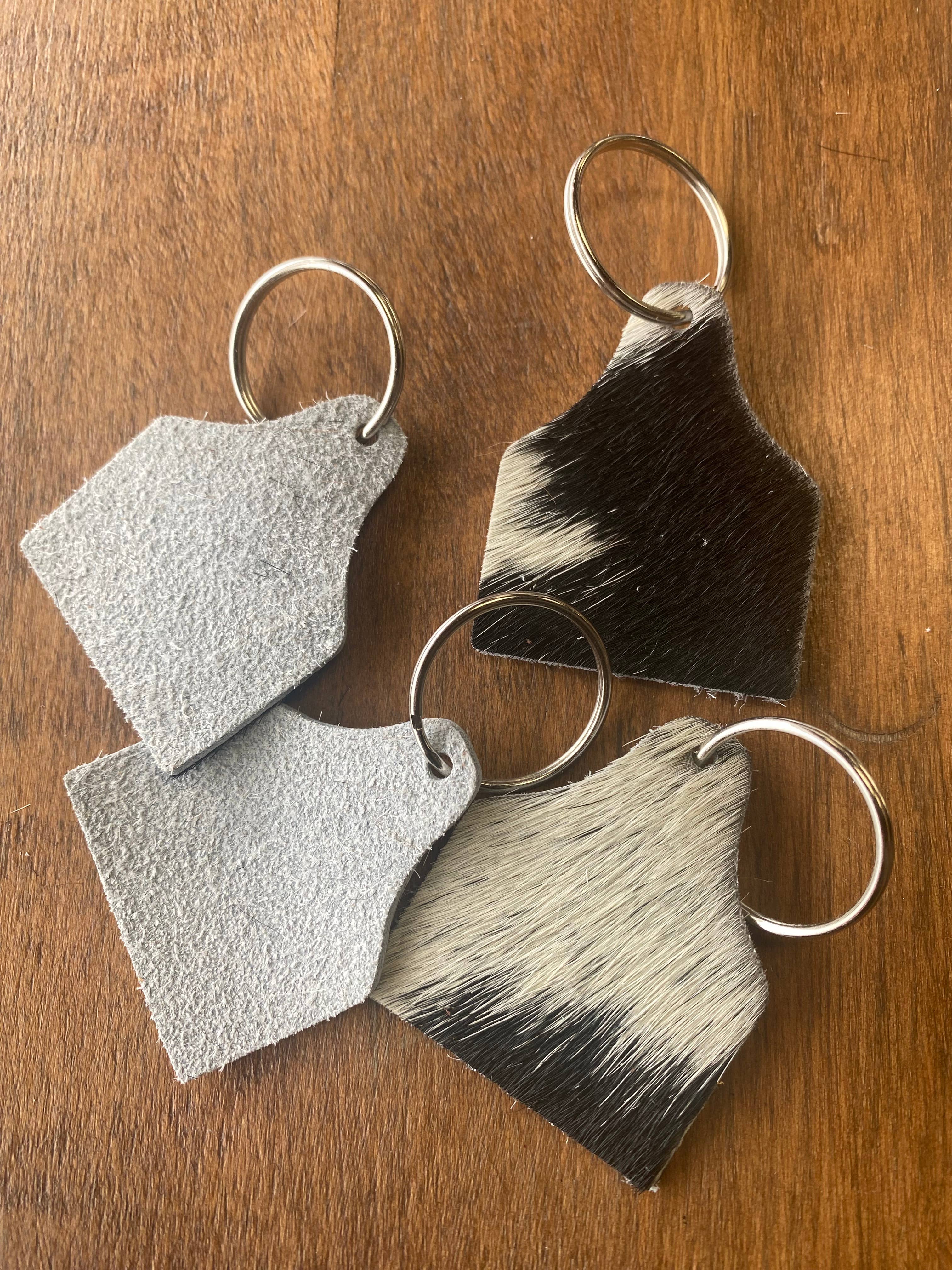 AB Tack Design - Wholesale Sleutelhanger - Dames - Haarkoeienprint oormerk sleutelhanger3