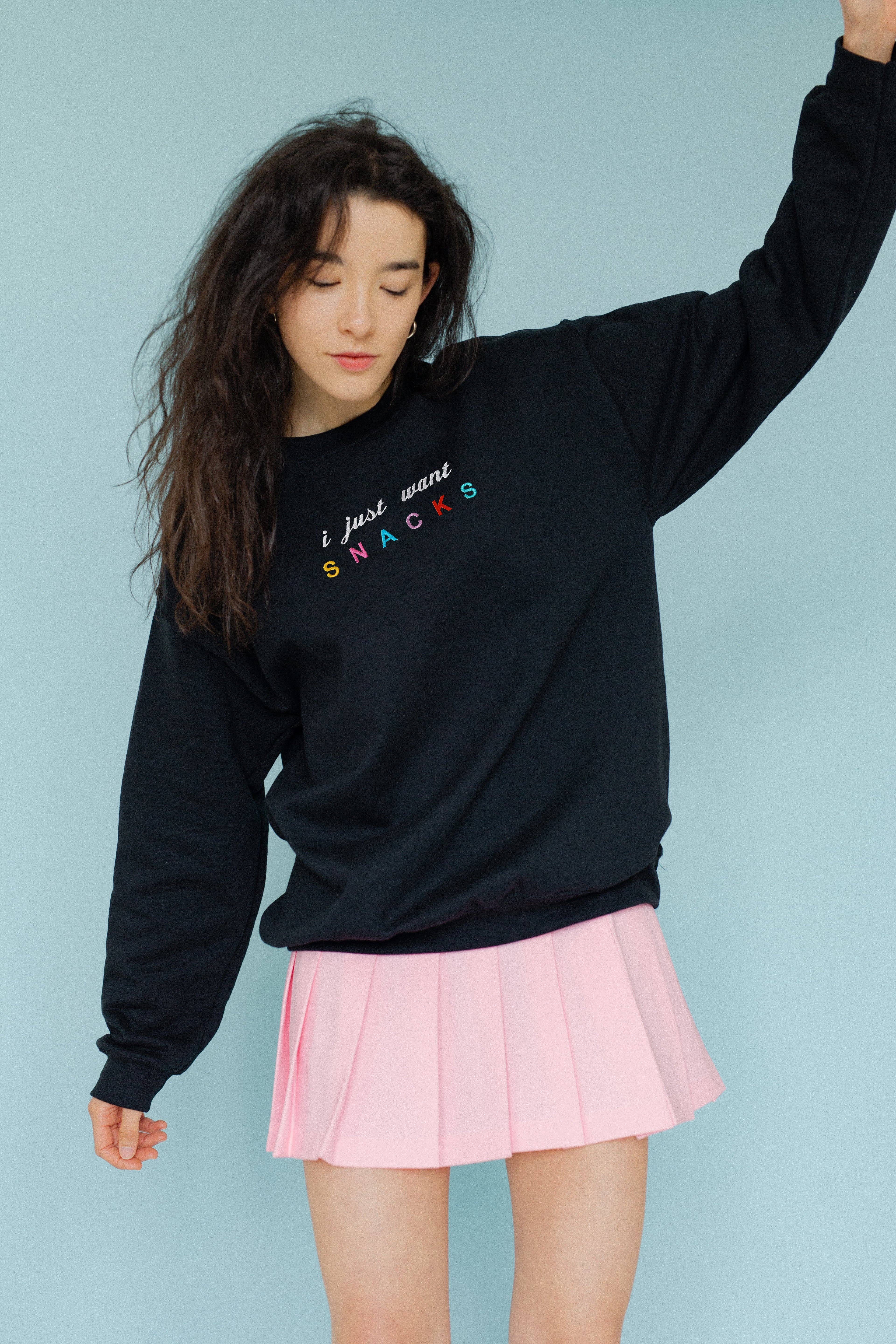 Limpet Store - Vente Sweat-shirt – femme - Sweat-shirt brodé « I Just Want Snacks »4