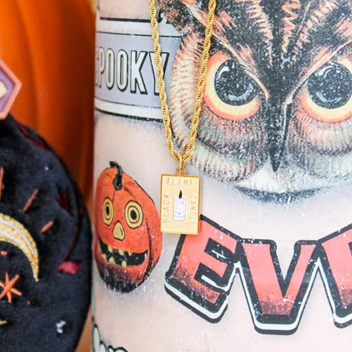 Schwarze Flammen-Kerze für den Großhandel von Spinning Carousel Company