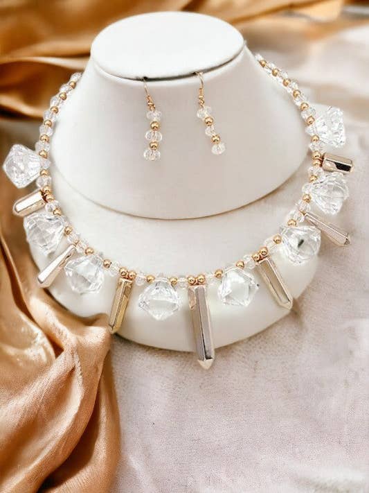 Ensemble de colliers à bretelles en pierre transparente à franges pour la vente par Andrea Bijoux